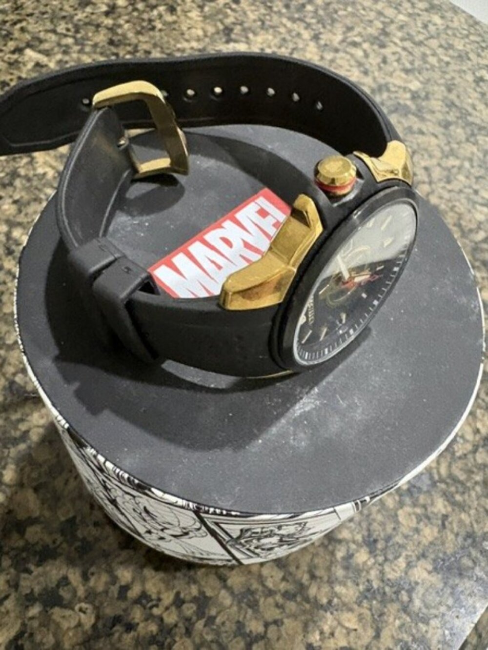 Citizen Avengers Watch - Picture 6 of 7